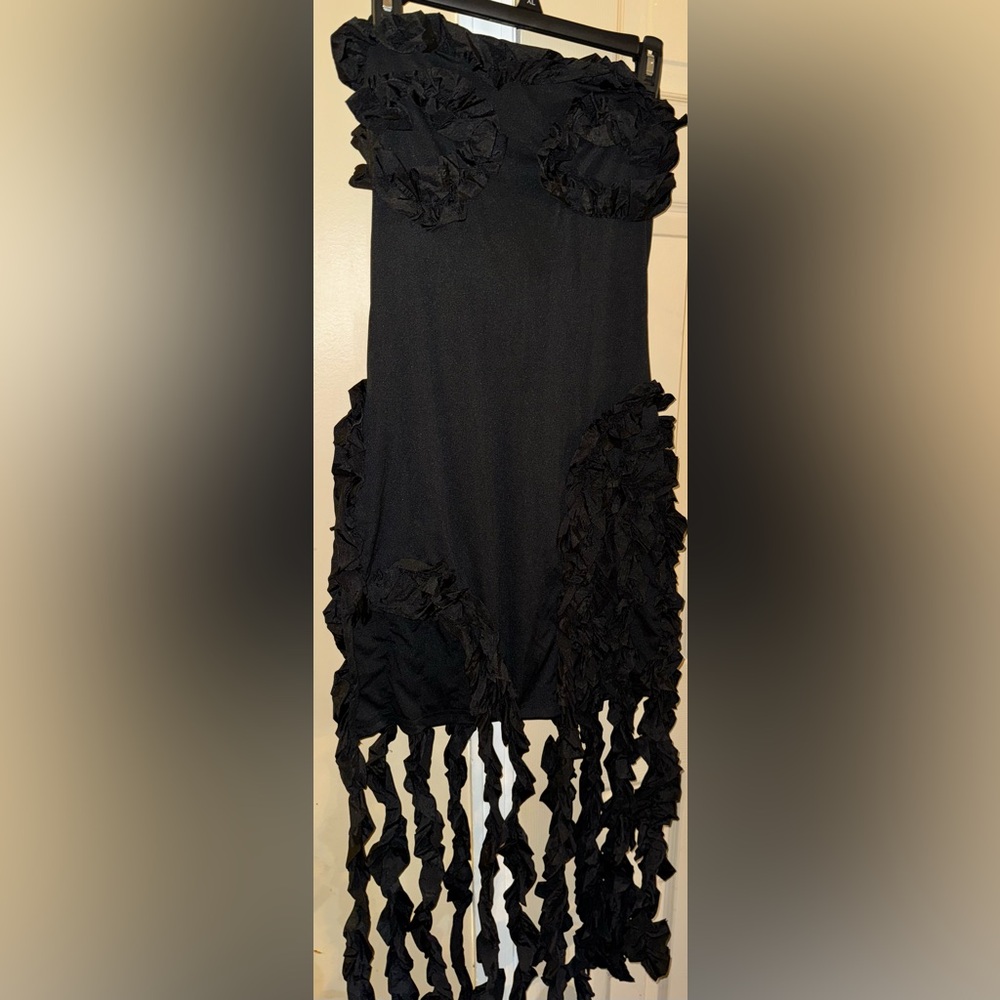 Elegant Black Ruffled Skirt